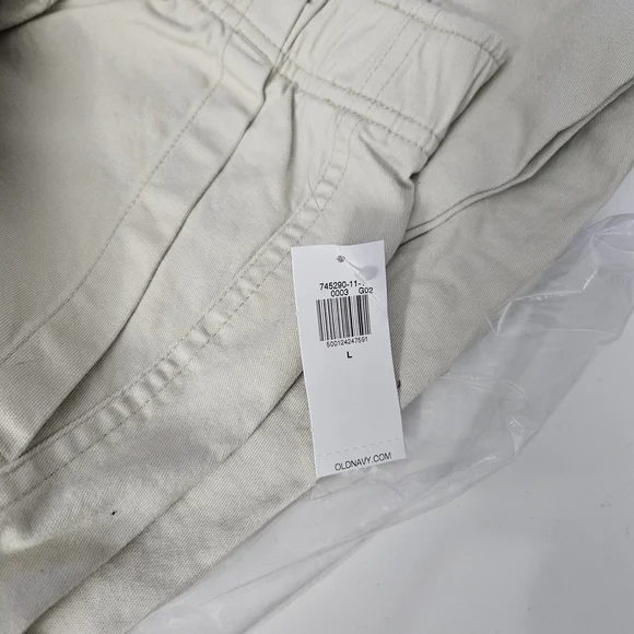 Old Navy Women's Pulla Utility Pant - Picture 5 of 5